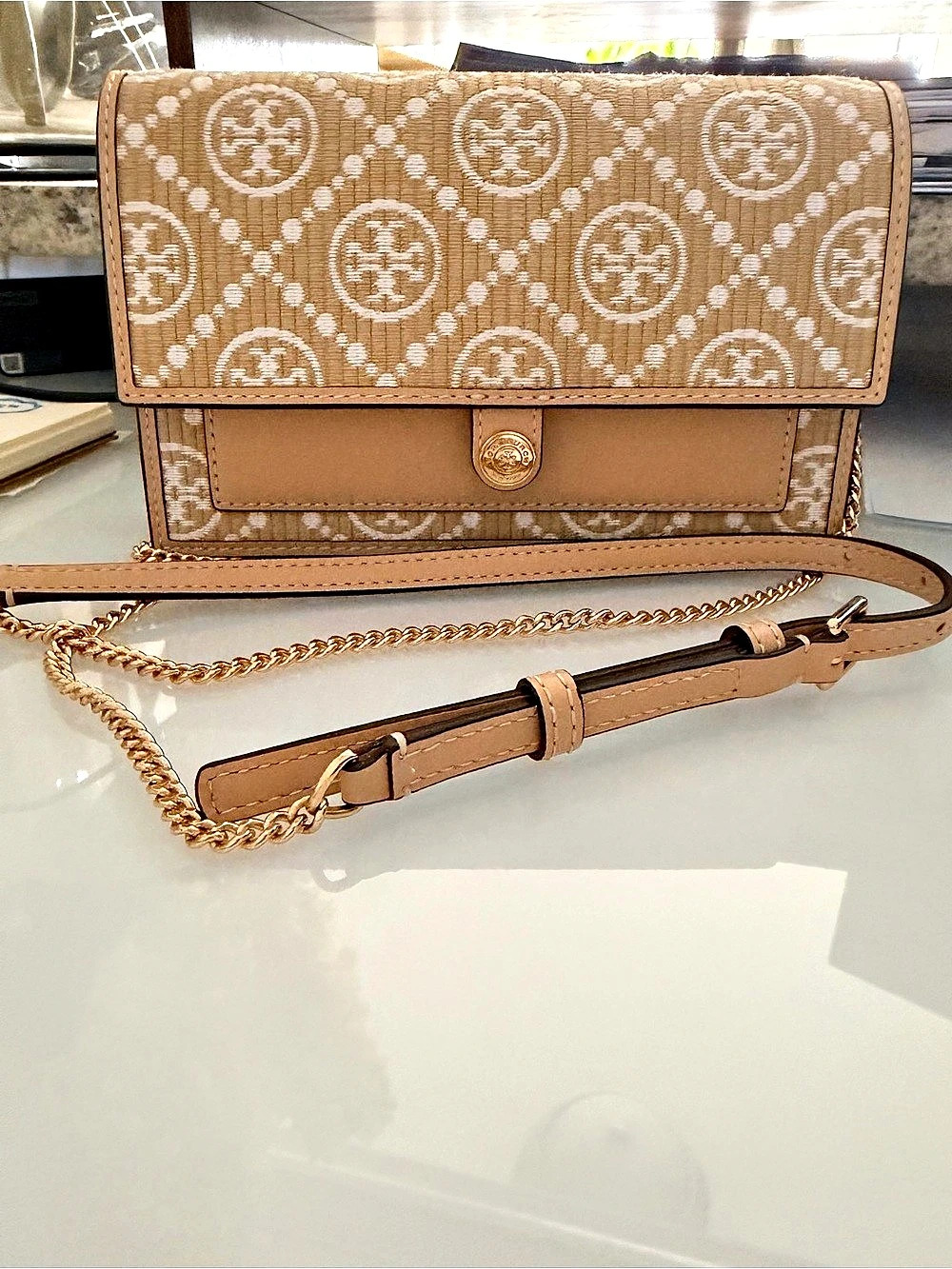 RARE - Tory Burch T Monogram Rattan Envelope Chain Wallet Tam & White